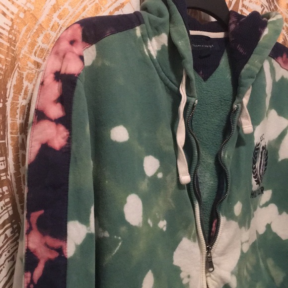 Tommy Hilfiger Hoodie - Picture 2 of 3